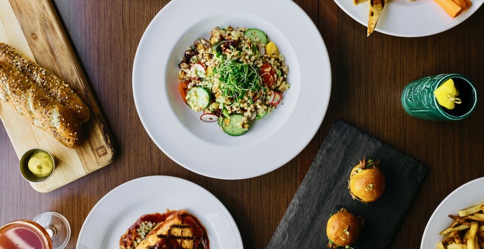 That New-Old-School: Dinner and Cocktails at The Cloakroom Kitchen & Bar 