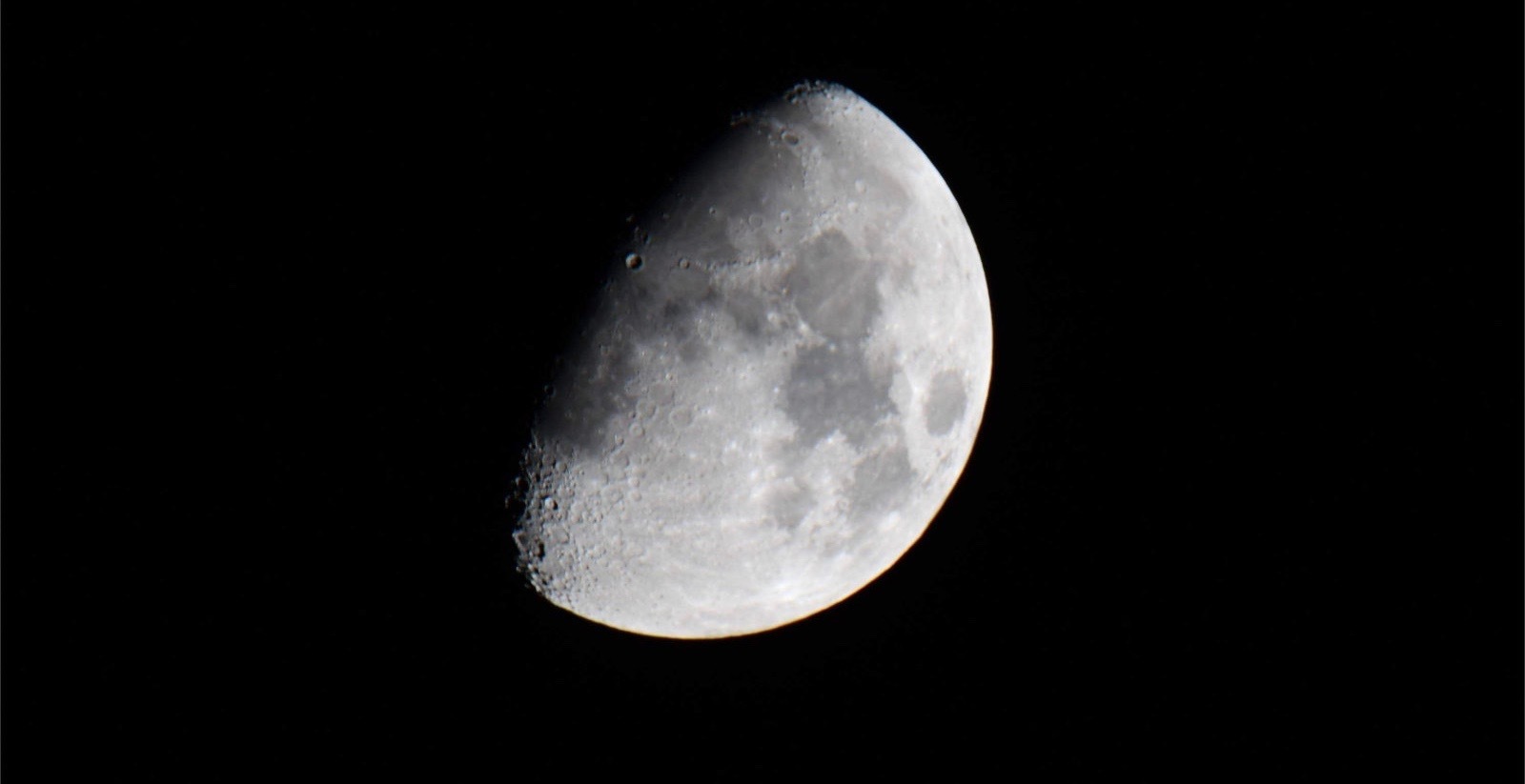 Celebrate the moon landing at MOON Bar: An Art Installation and Bar Pop Up