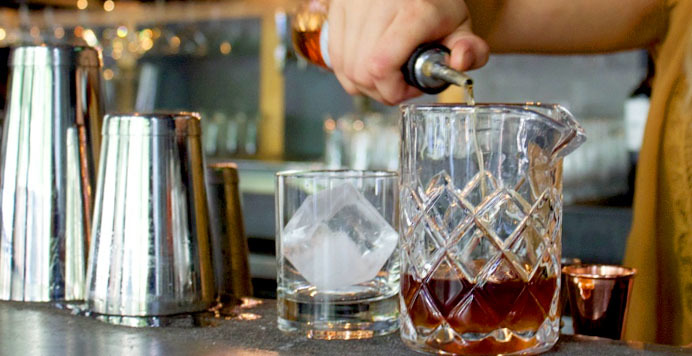 Mixology 101: Seasonal Craft Cocktail Classes With Grain
